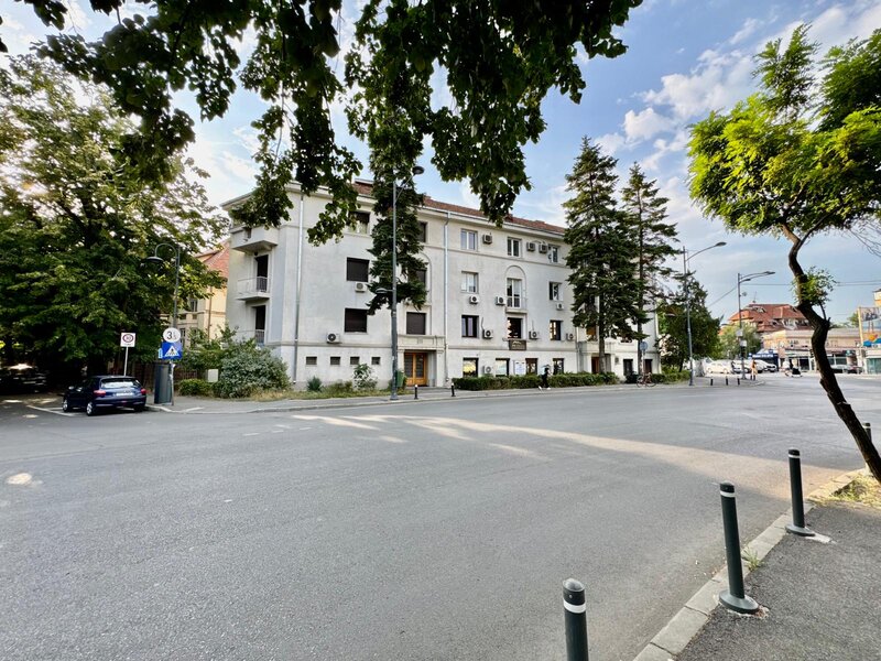 Piata Dorobanti, ideal pentru birouri, 4 camere de inchiriat,