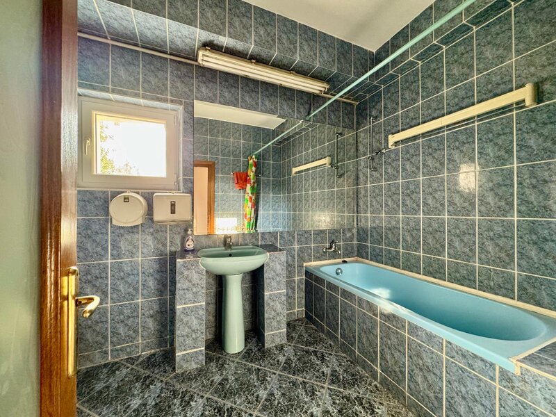 Piata Dorobanti, ideal pentru birouri, 4 camere de inchiriat,