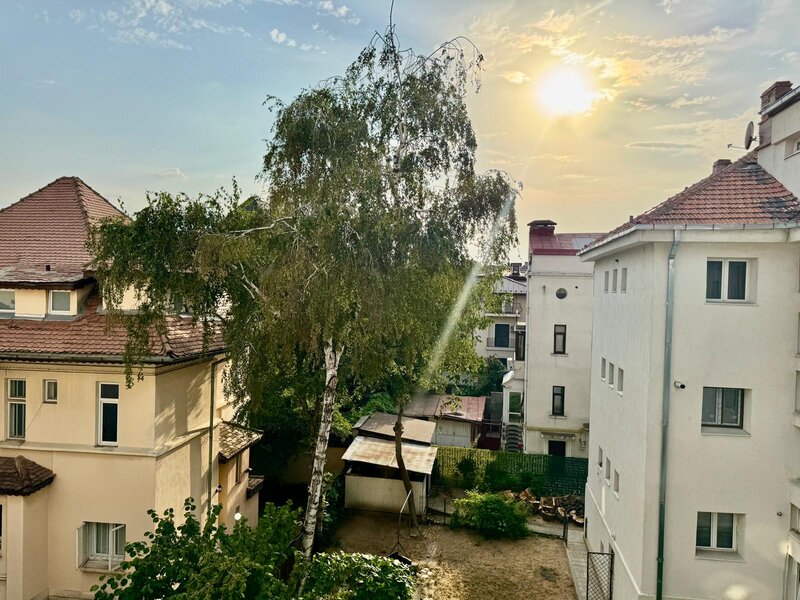 Piata Dorobanti, ideal pentru birouri, 4 camere de inchiriat,